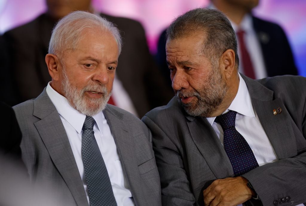 Mais Lupi, menos Lula