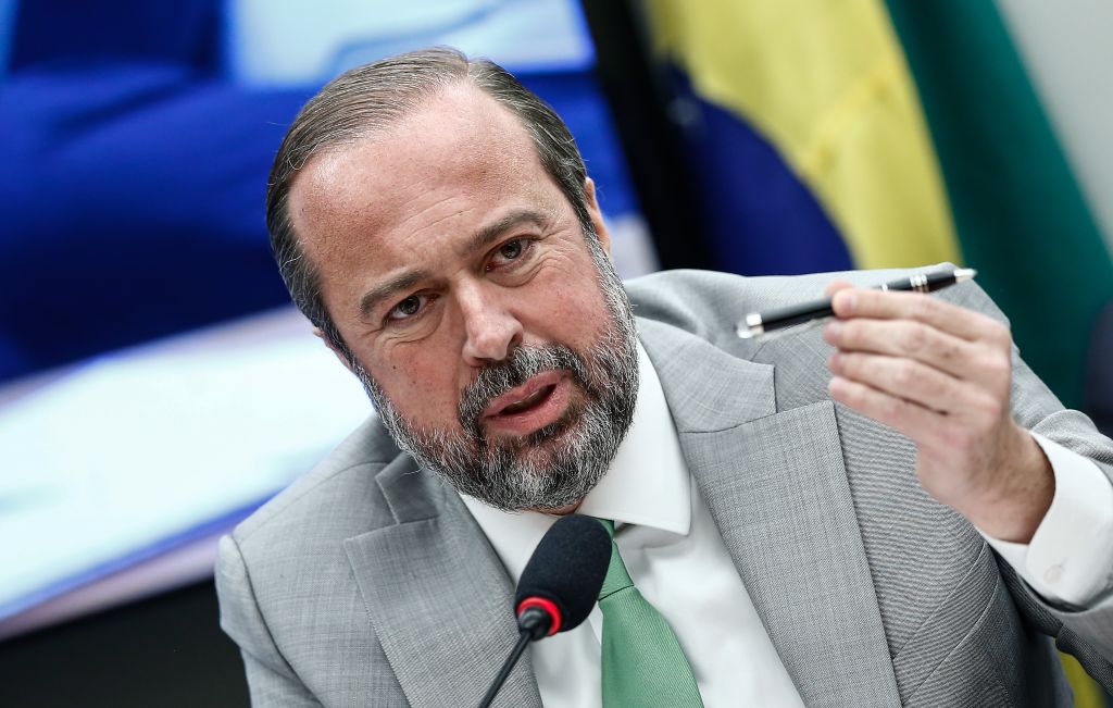 Silveira e a gasolina no Amazonas