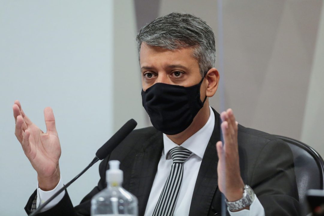 O homem do centrão na Saúde nega ter pedido propina