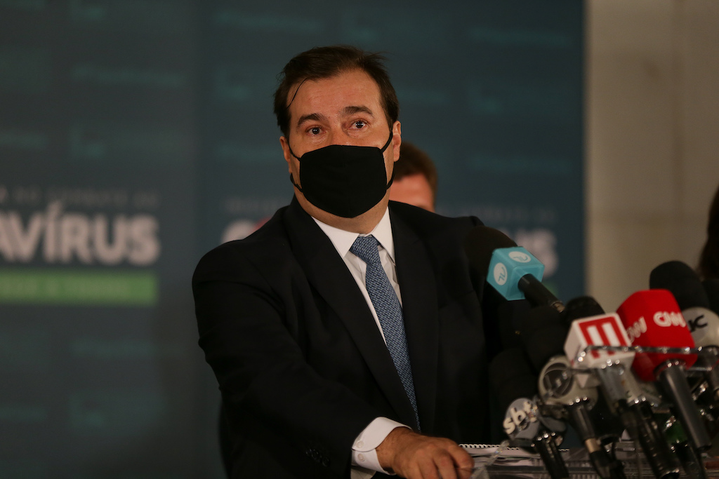O cerco policial a aliados de Rodrigo Maia
