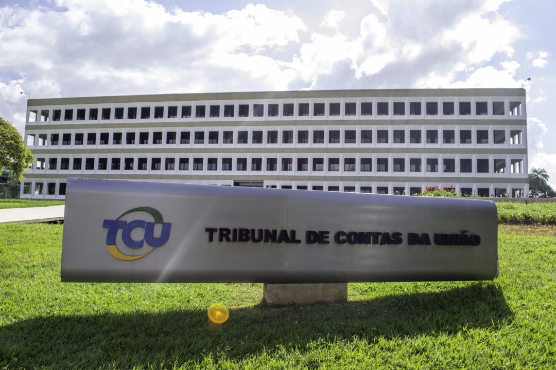 Deputados em guerra pela vaga no TCU