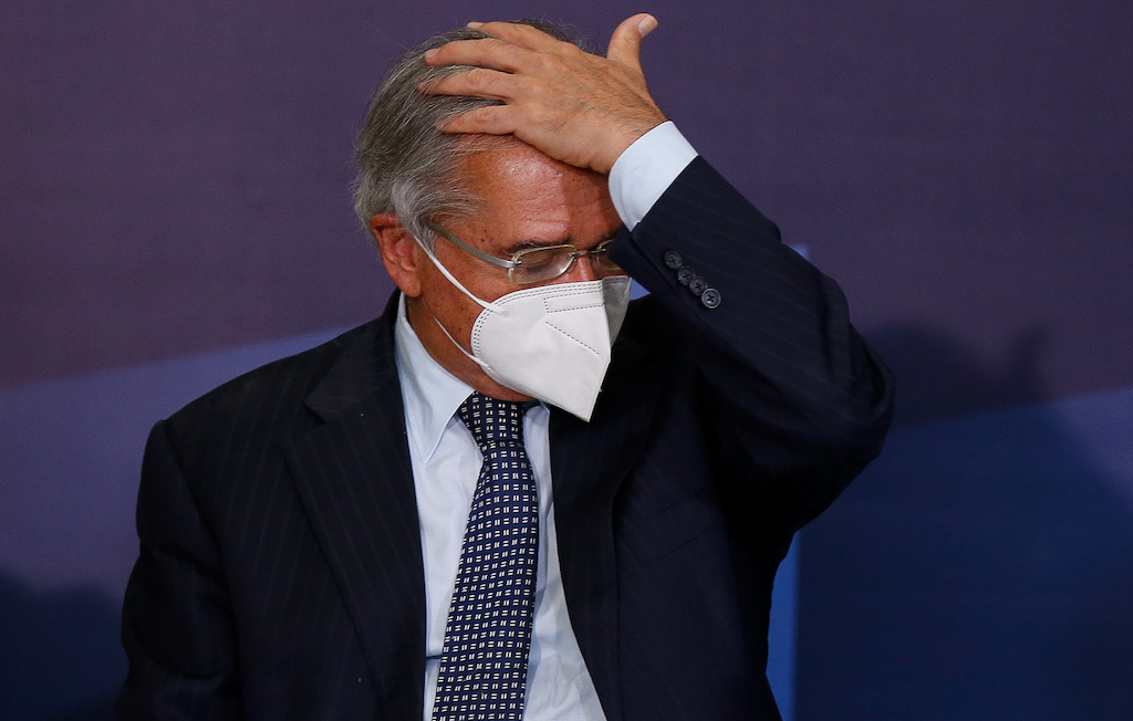 Guedes sob ataque com centrão no Palácio do Planalto