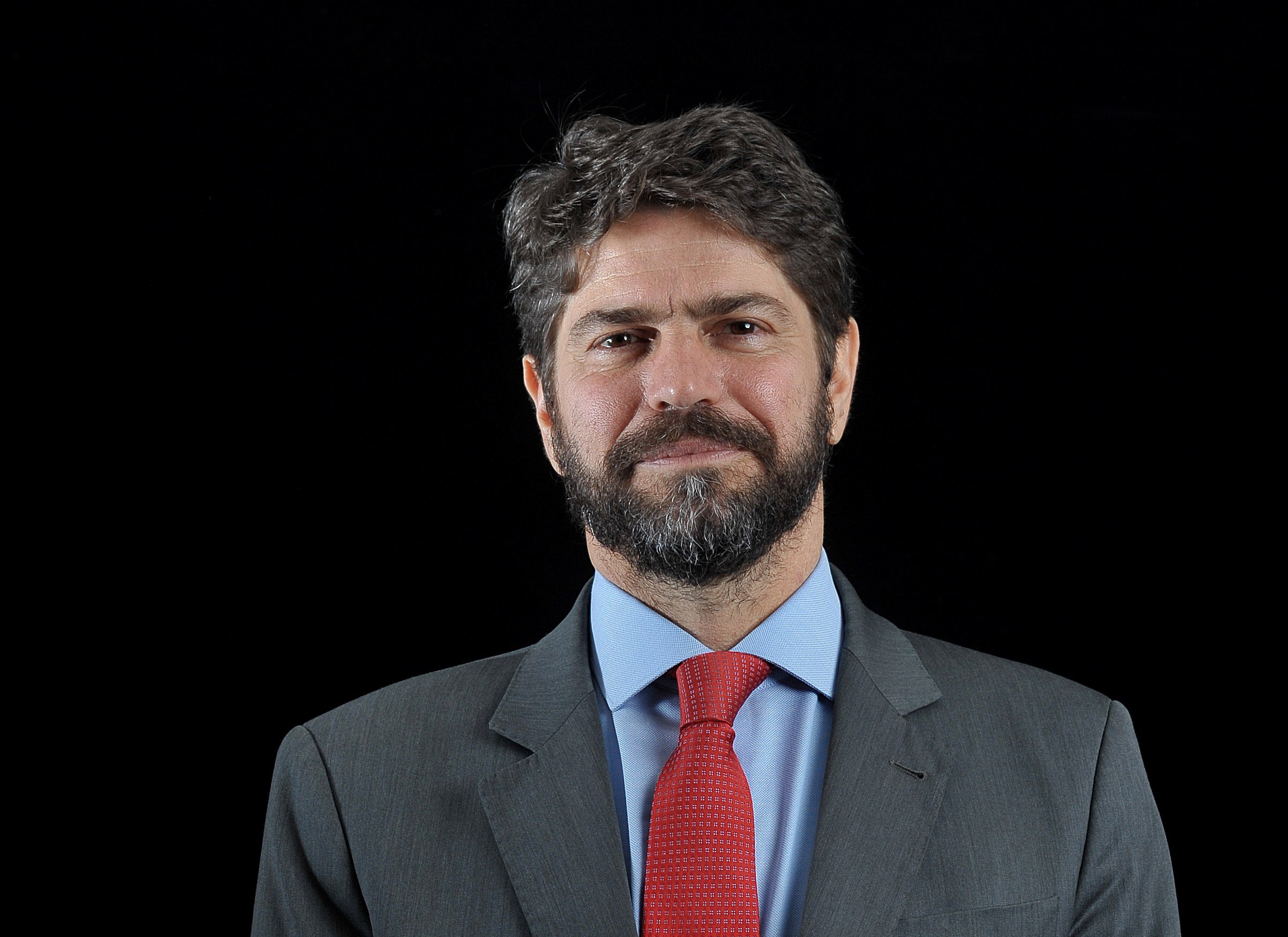 Sensação de governo pró-mercado ofusca risco contra a democracia