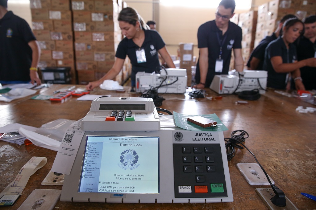 Parlamentares pedem que STF anule tramitação do novo Código Eleitoral