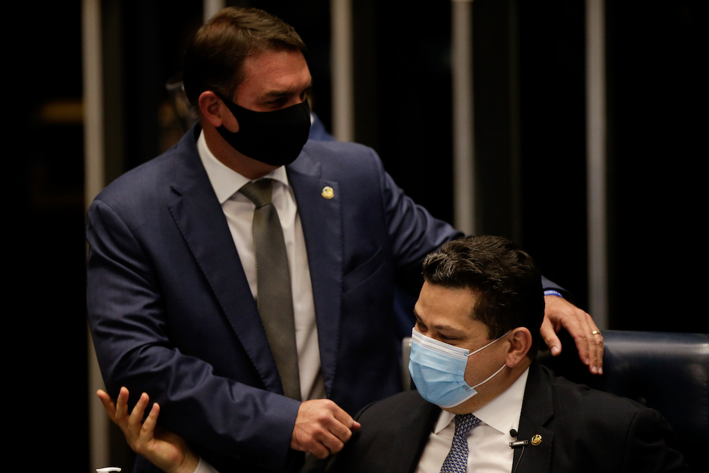 Davi Alcolumbre aceita encontrar Bolsonaro