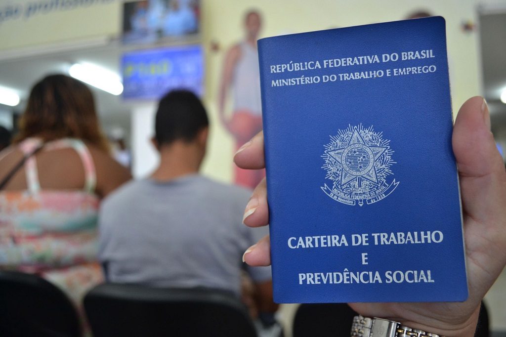 STF pode alterar reforma trabalhista de Temer nesta semana