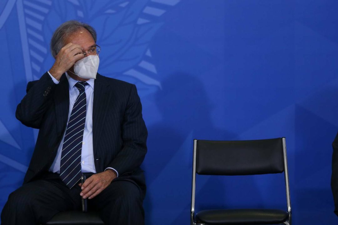 Centrão anula Guedes e toma de assalto Economia