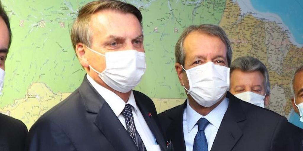 Após derrotas no Senado, Bolsonaro quer definir nomes de candidatos do PL em 2022