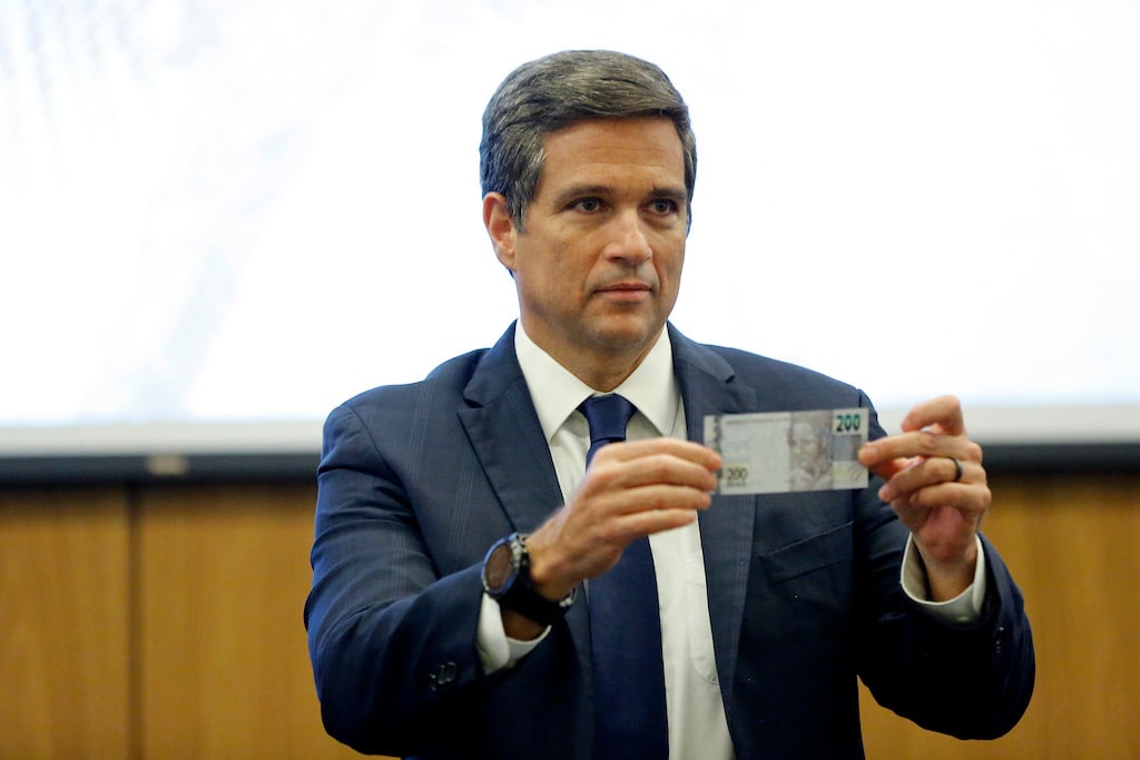 Depois de bater em Guedes, deputados do centrão paparicam Roberto Campos Neto