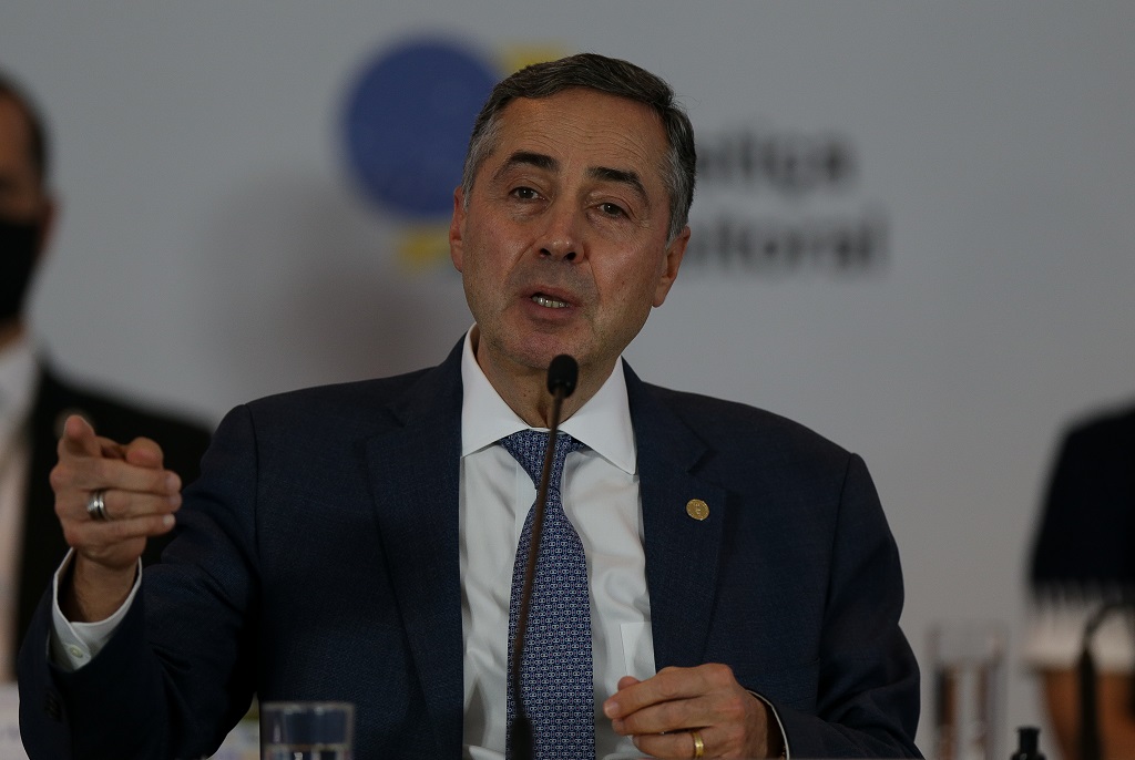 Barroso mantém federações partidárias