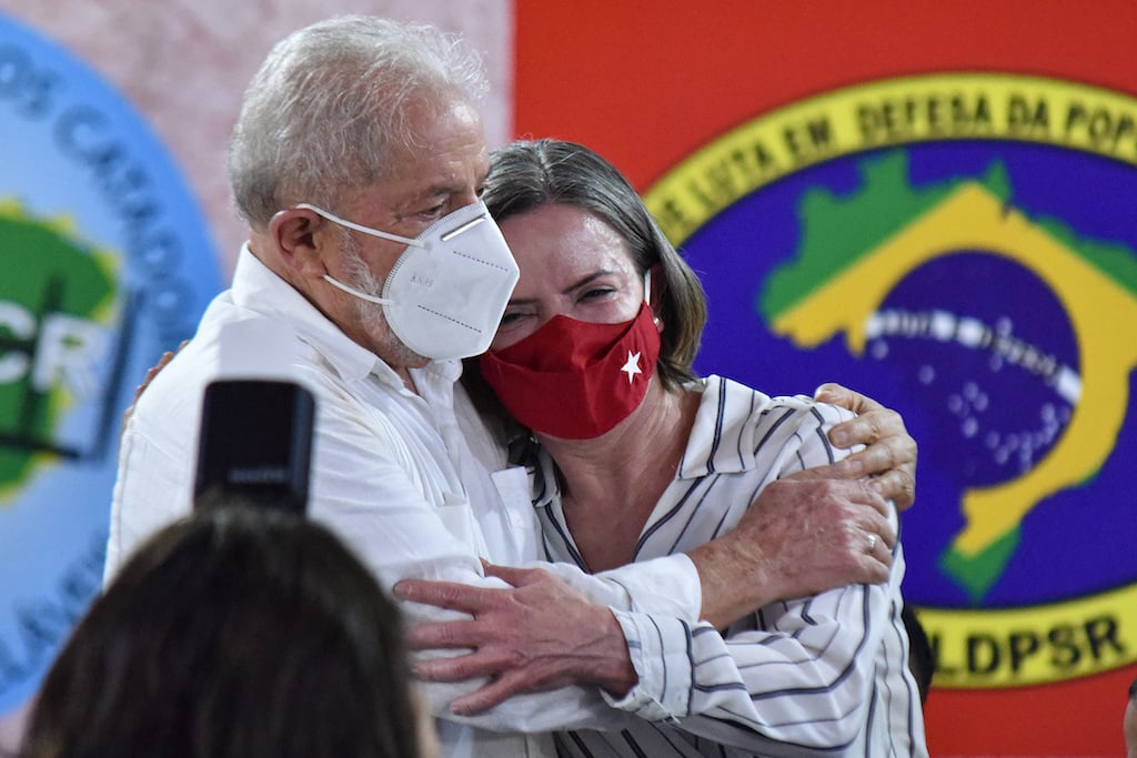 Petistas atribuem a Gleisi Hoffmann erros na campanha de Lula