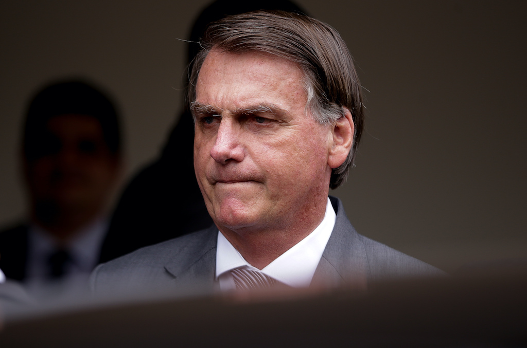 Sob silêncio da OAB, oposição anuncia impeachment contra Bolsonaro