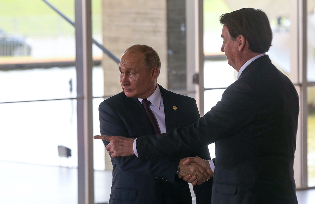 Vacina russa, a nova preocupação da Anvisa