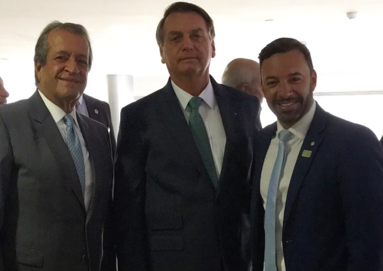 Daniel Silveira (esq.) é muito próximo a Jair Bolsonaro