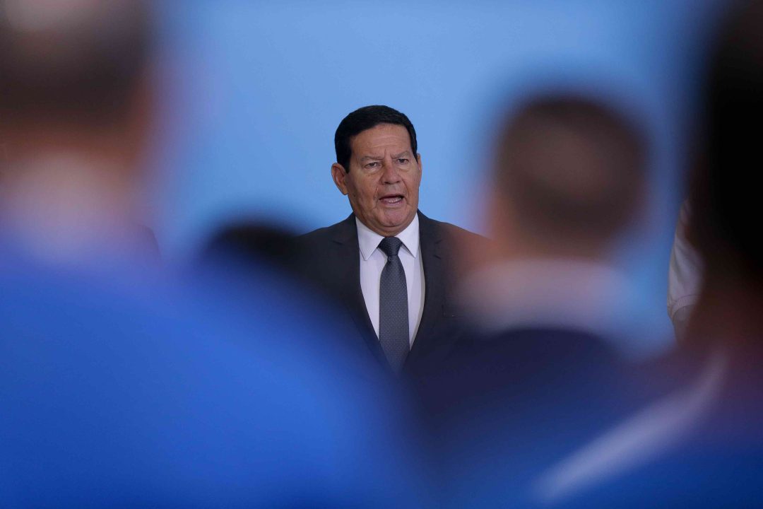 Mourão diz que governo brasileiro é contra a invasão da Ucrânia