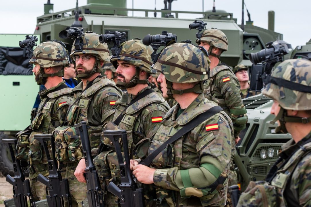 Com queda de Kiev no horizonte, Otan se prepara para Putin