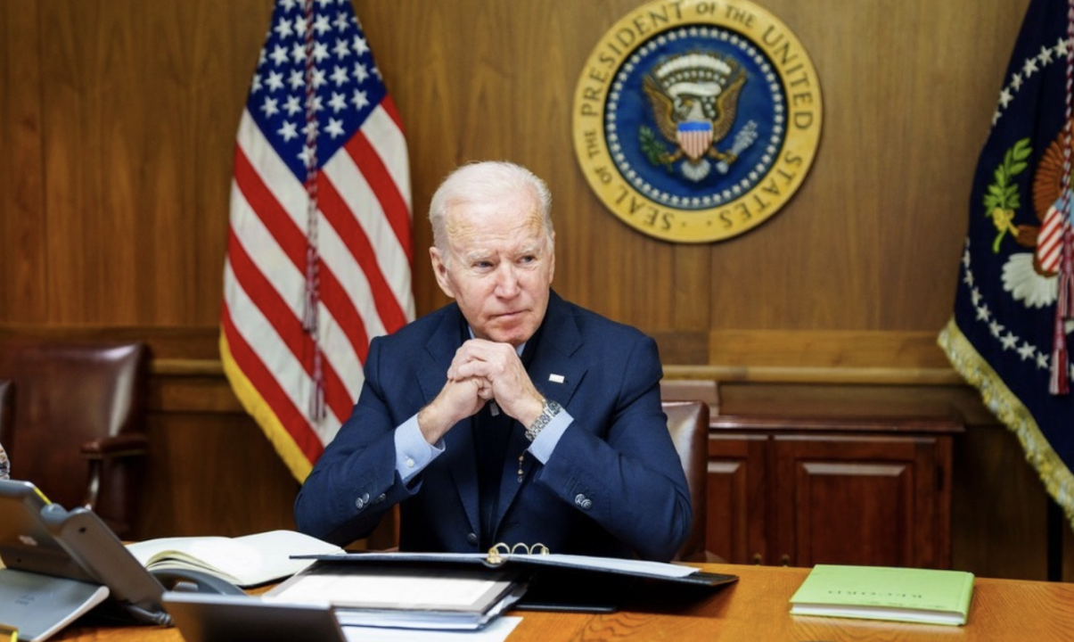 Biden vai proibir Putin de passear na Disney