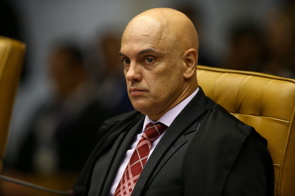 Depois do TSE, Telegram ignora Moraes