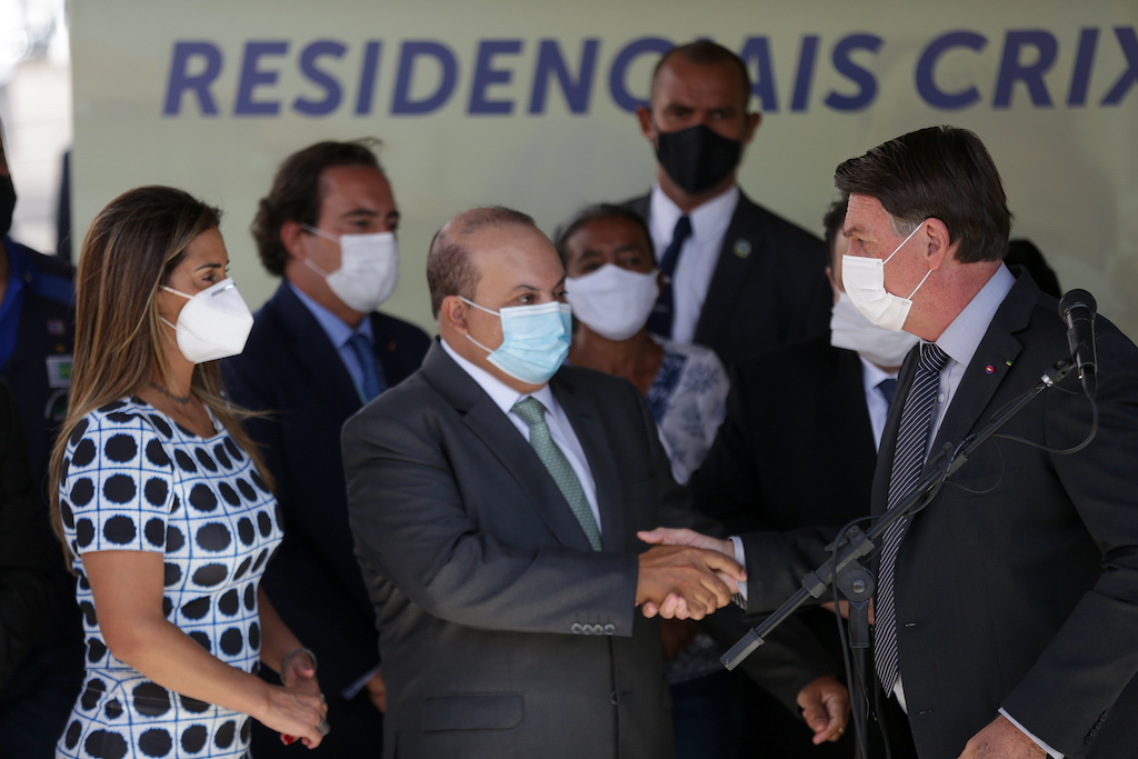 Bolsonaro teme autorizar reajuste para polícia do DF e receber pressão de servidores federais