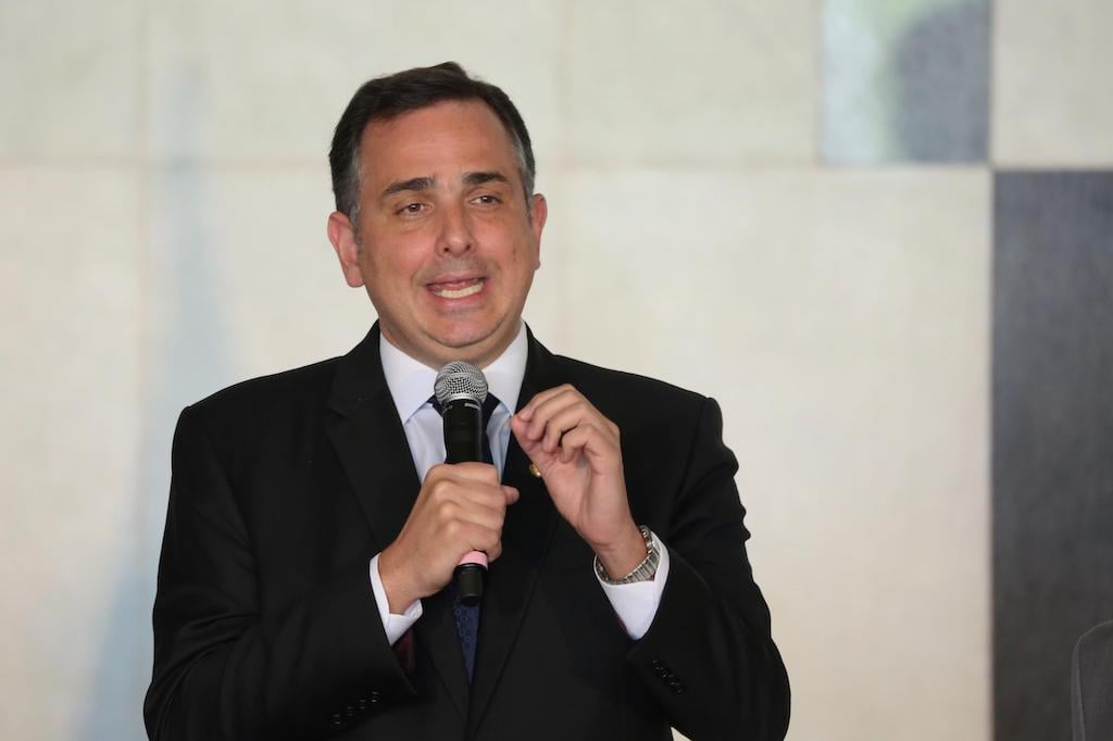 Rodrigo Pacheco cai na real