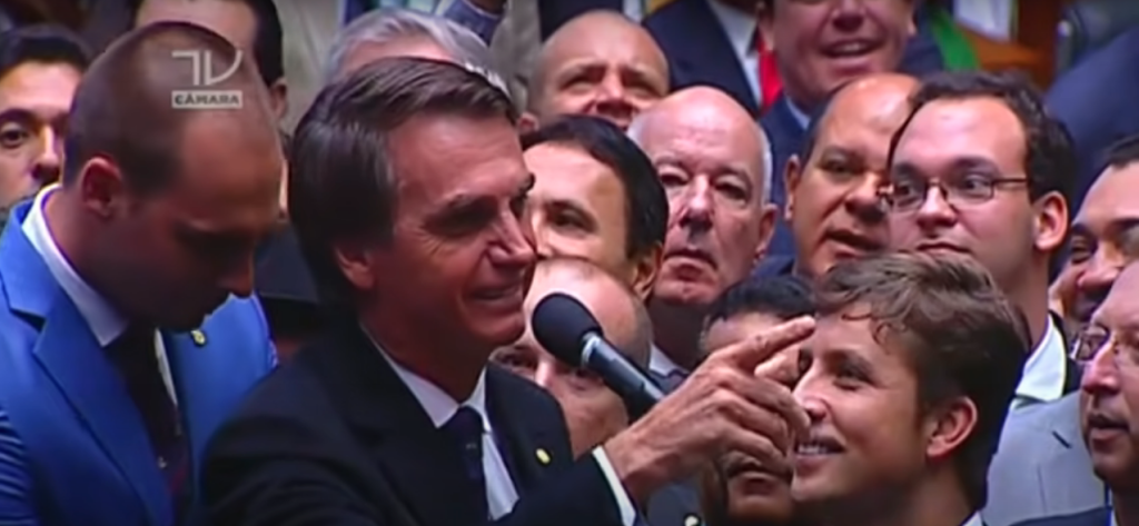 Centrão vê em Dilma inspiração para Bolsonaro