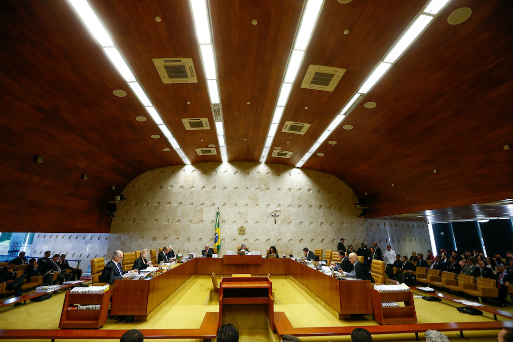 Vacinas: Anvisa estuda recorrer ao Supremo
