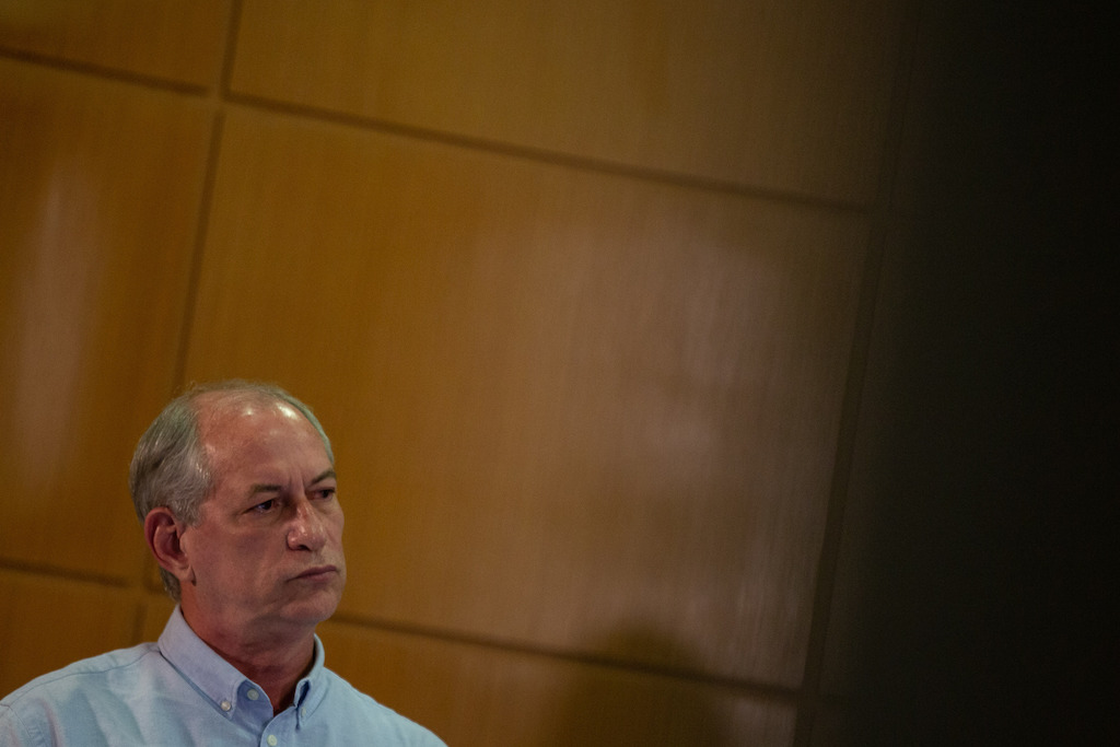 Não pode bater em Lula, Ciro