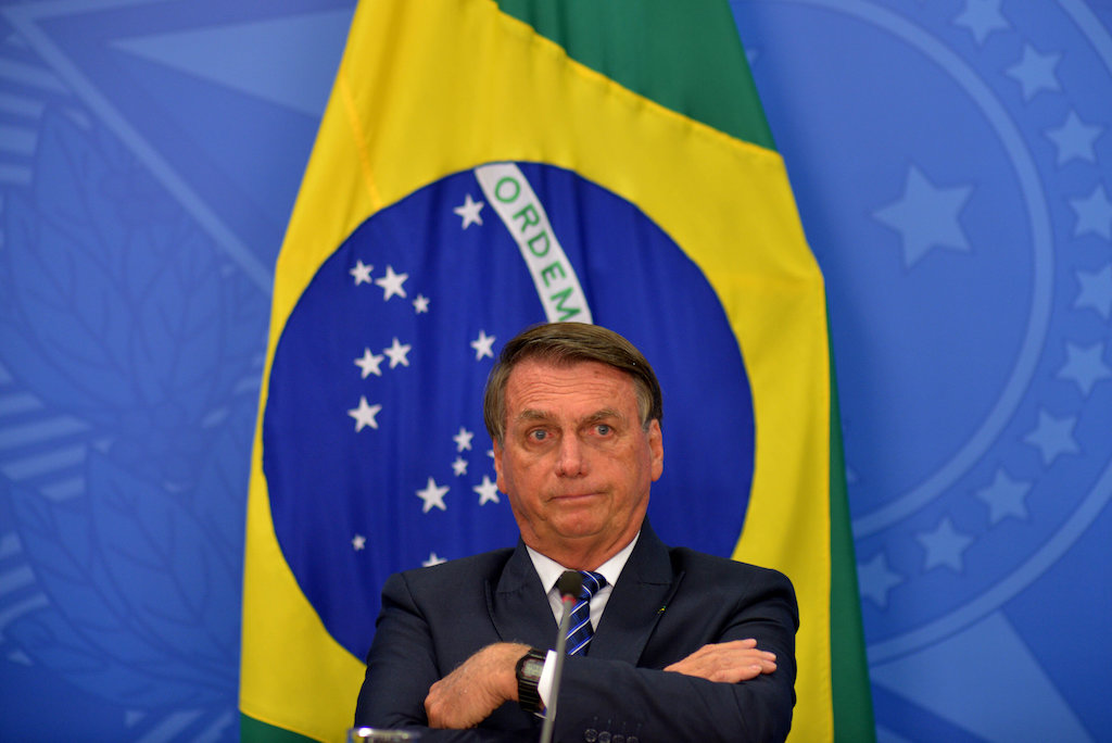 Deputados querem mais pela ajuda