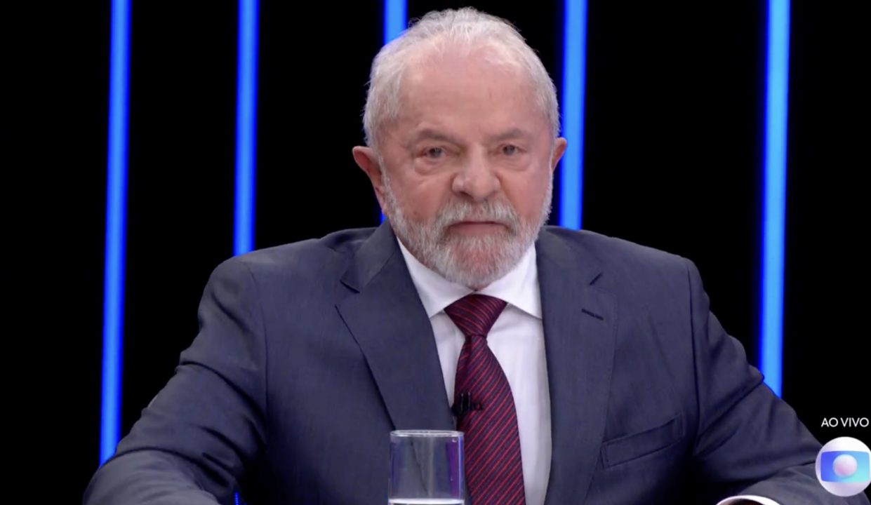 Lula passeia pelo JN