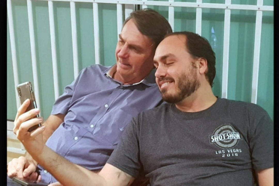 Menos bobos na política digital