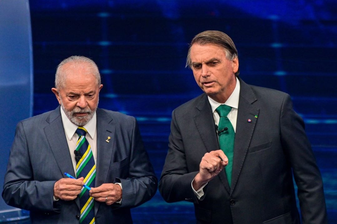 Lula cai, Bolsonaro sobe