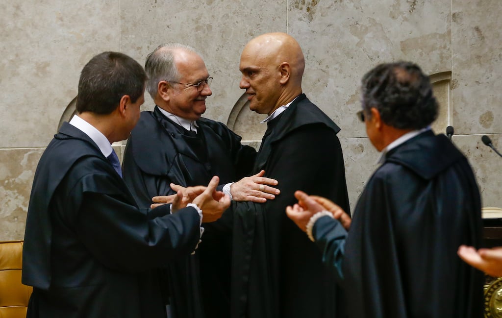 Supremo abraça o TSE