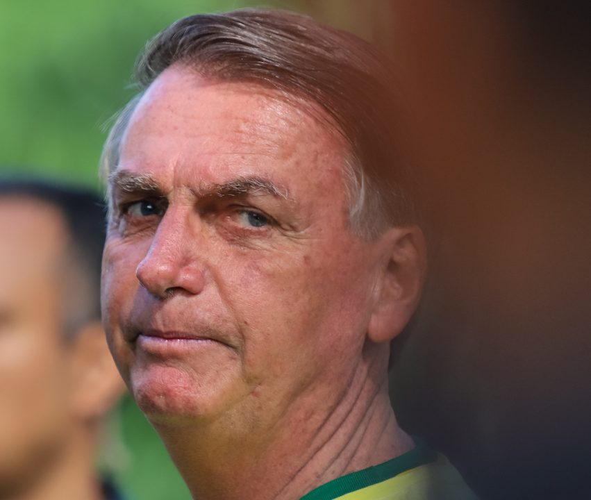 Bolsonaro impõe condições