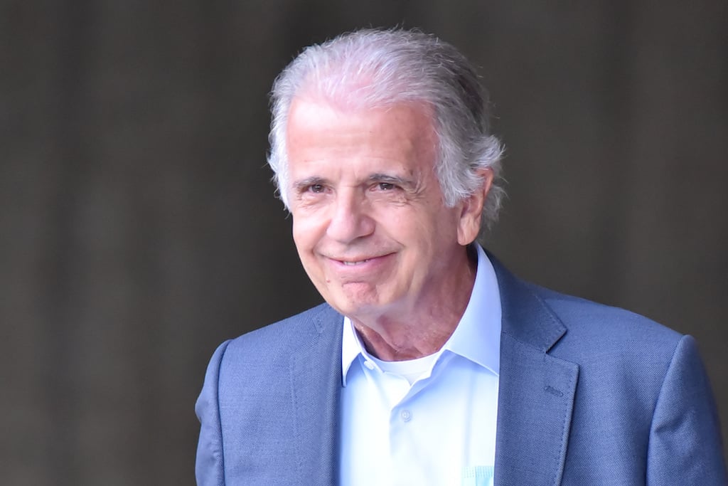 A saída de Múcio