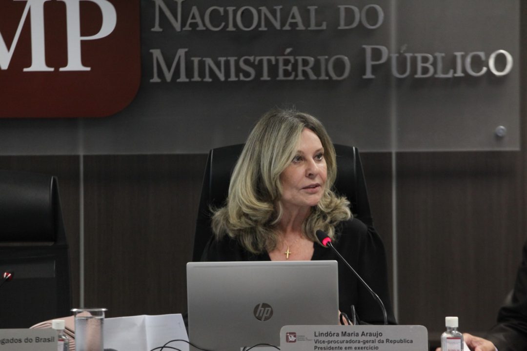 Sempre por último