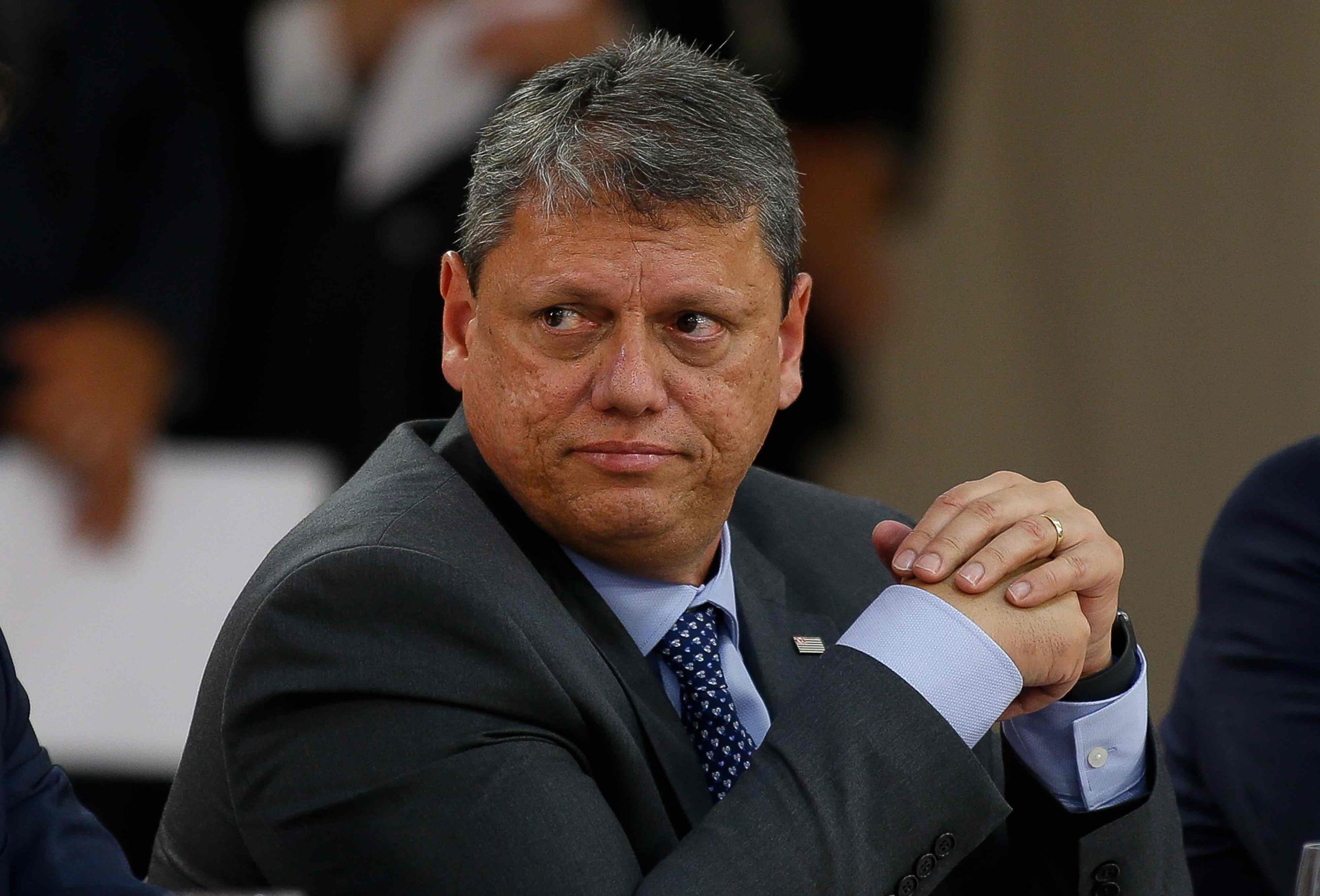 Tudo depende do Tarcísio