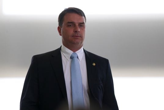 É Flávio sem Centrão