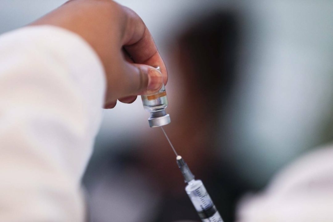 Pandemia: piora na Índia deve afetar entrega de vacinas e insumos ao Brasil