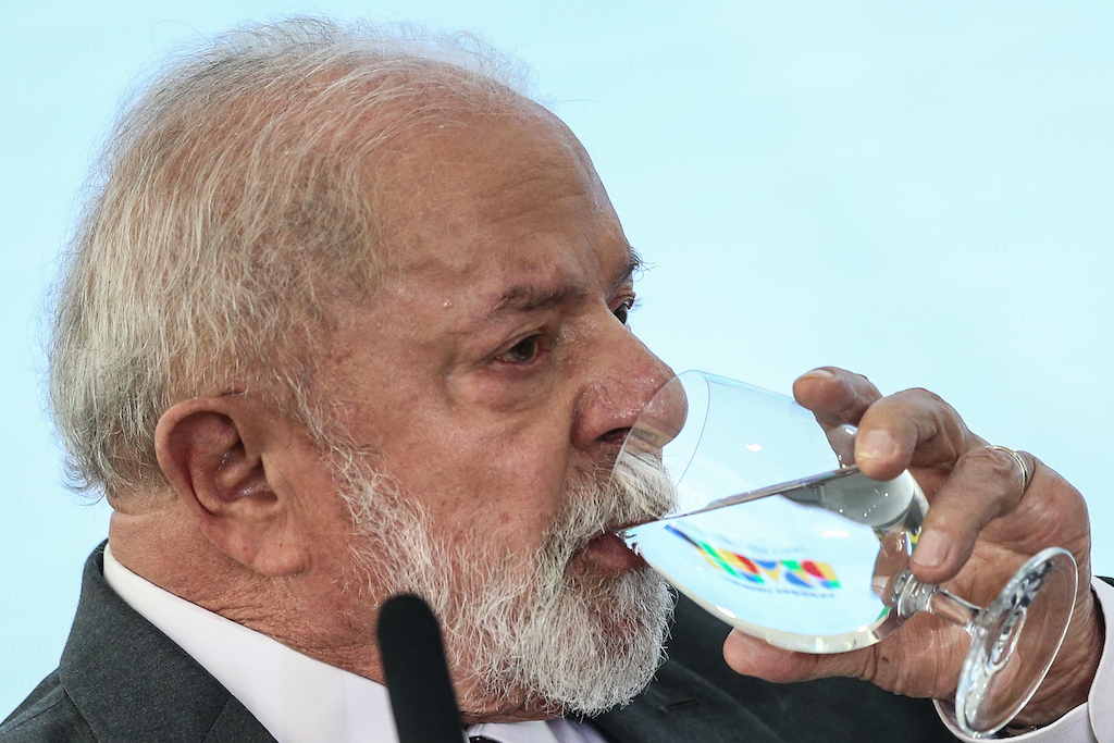 China fica para outra vez