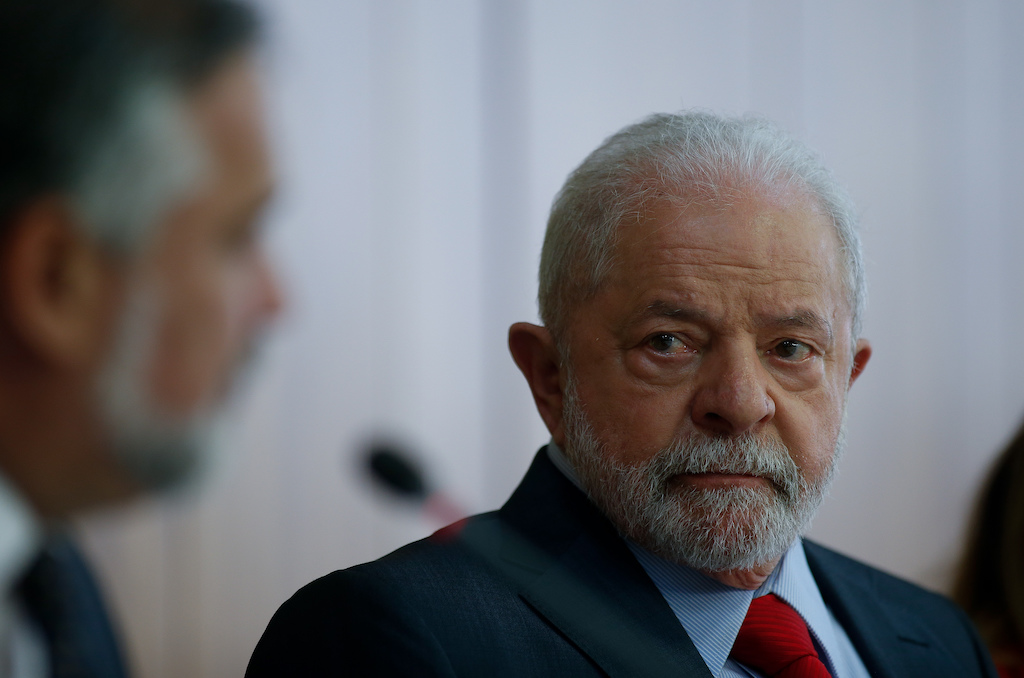 Lula na rede errada