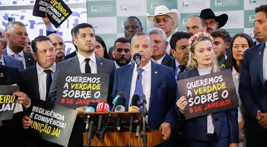 Um consolo para o PL