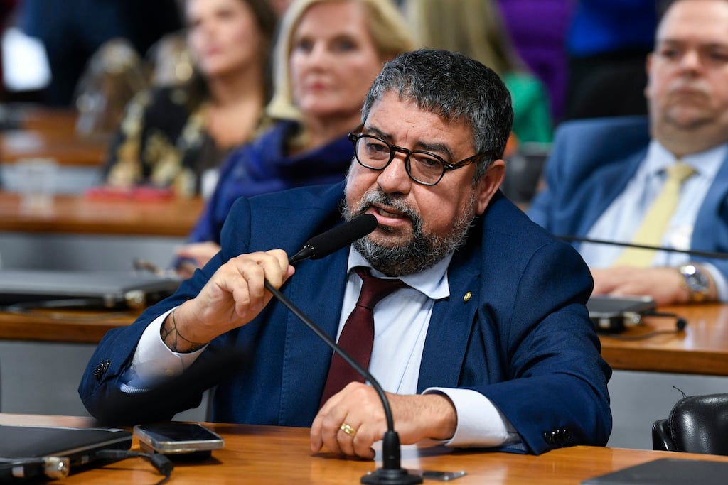 Até o PT fica contra Rui Costa