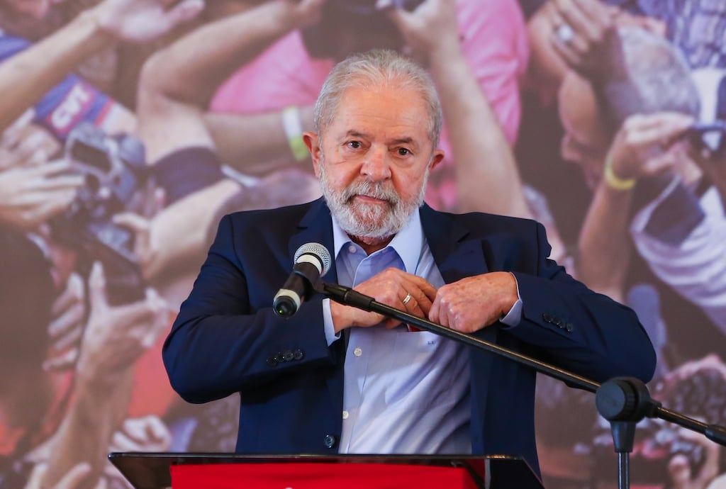Lula preferiu jogar parado