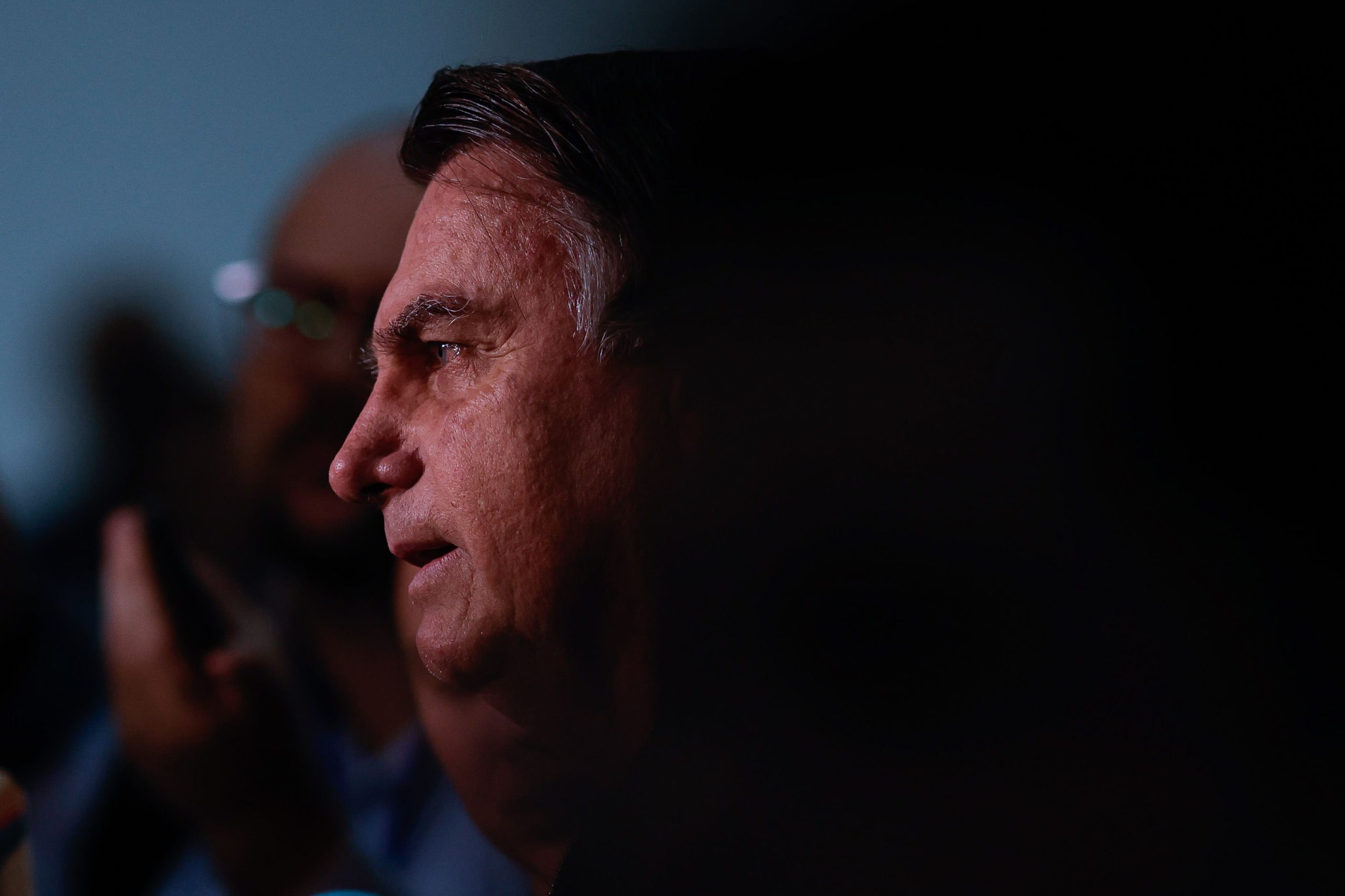 Bolsonaro terá de mudar