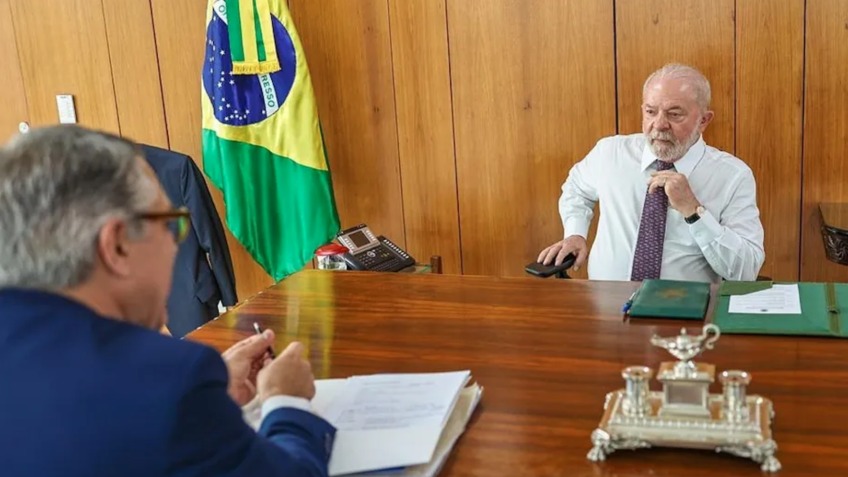 PT oferece lugares dos outros