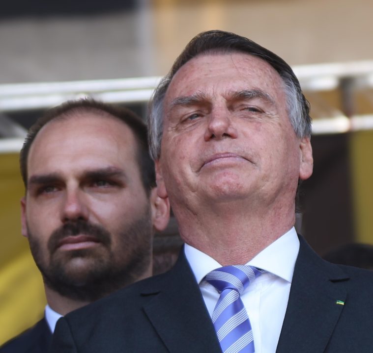 Bolsonaro faz campanha
