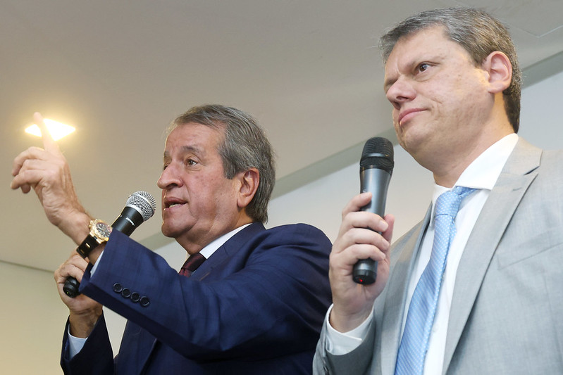 A frente Tarcísio e Valdemar