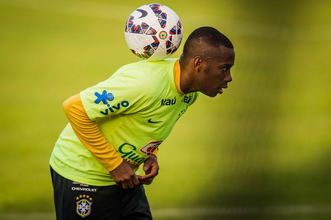 Acabou para Robinho