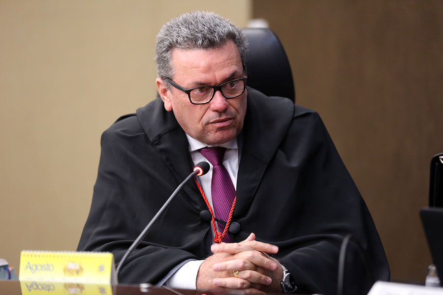 Velhos conhecidos