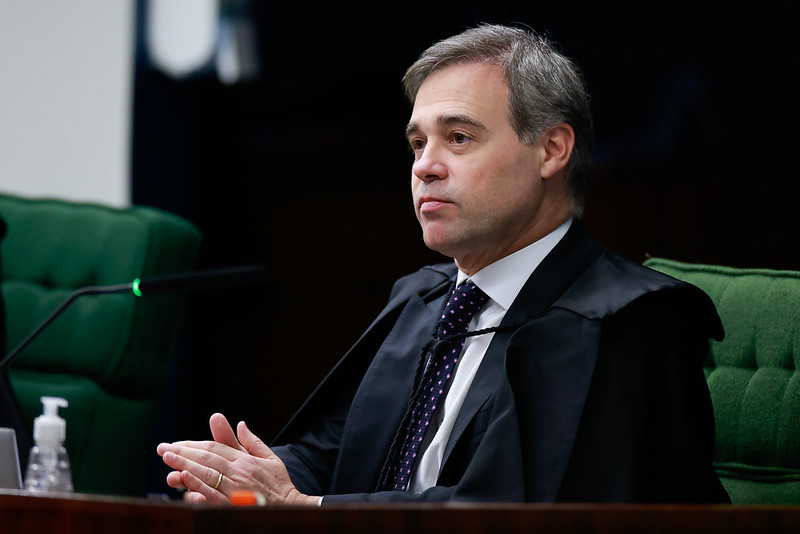 O delegado de toga